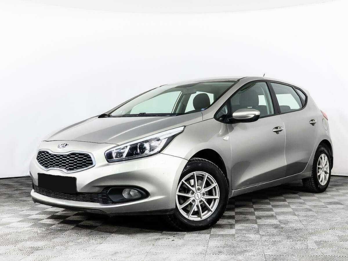 Kia Ceed б/у, 2013, Механическая. Посмотреть фото