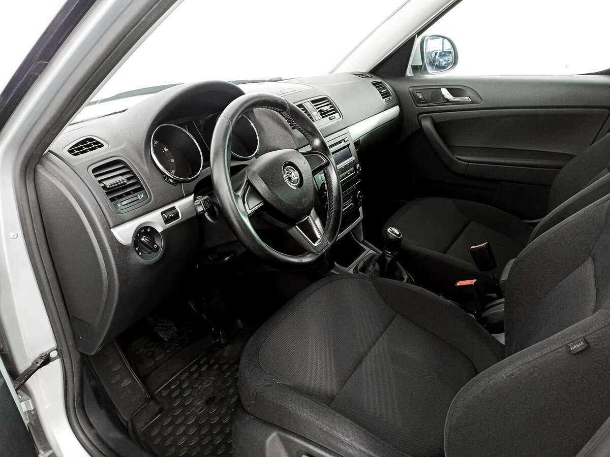 Skoda Yeti б/у, 2014, Механическая. Фото: #13