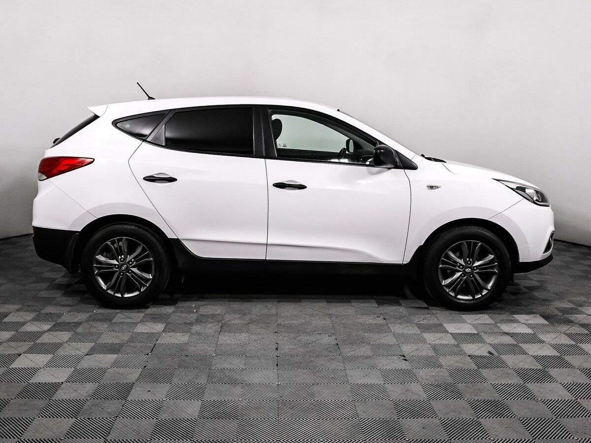 Hyundai ix35 б/у, 2015, Автоматическая. Фото: #3