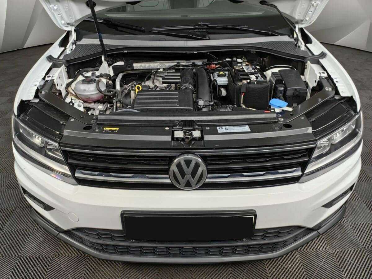 Volkswagen Tiguan б/у, 2018, Роботизированная. Фото: #16