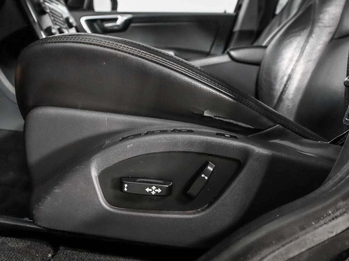 Volvo XC60 б/у, 2013, Автоматическая. Фото: #9