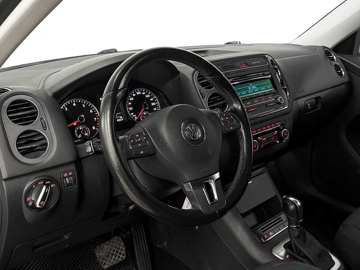 Volkswagen Tiguan б/у, 2013, Автоматическая. Фото: #12