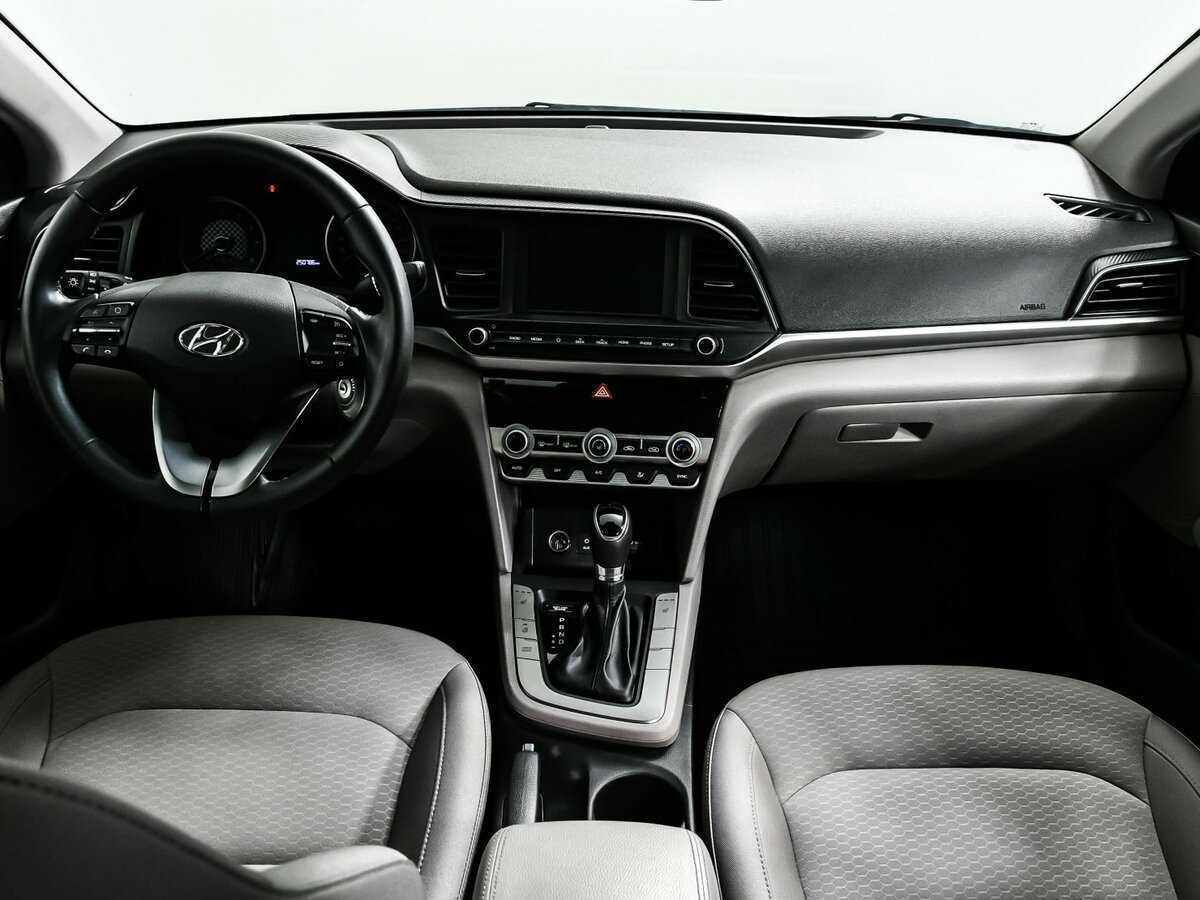 Hyundai Elantra б/у, 2020, Автоматическая. Фото: #10