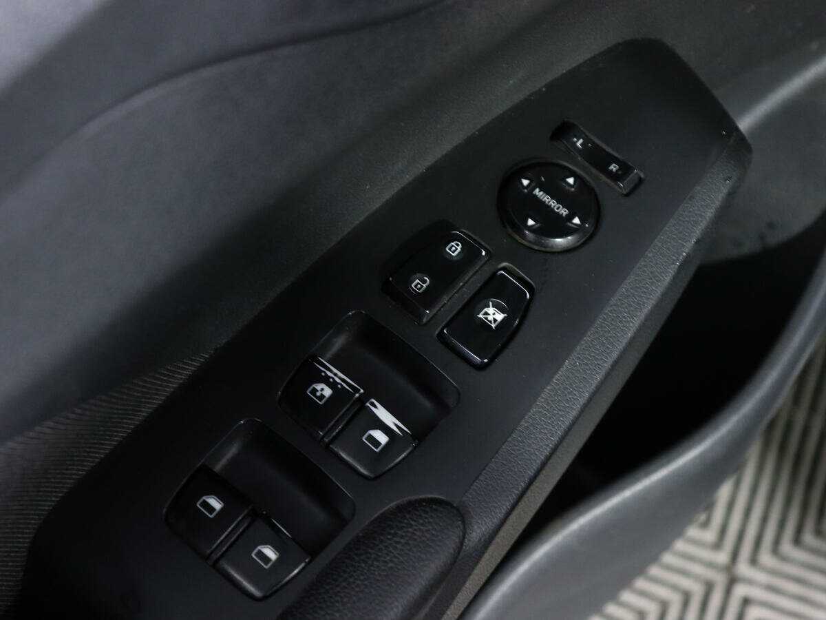 Hyundai Solaris б/у, 2018, Автоматическая. Фото: #12