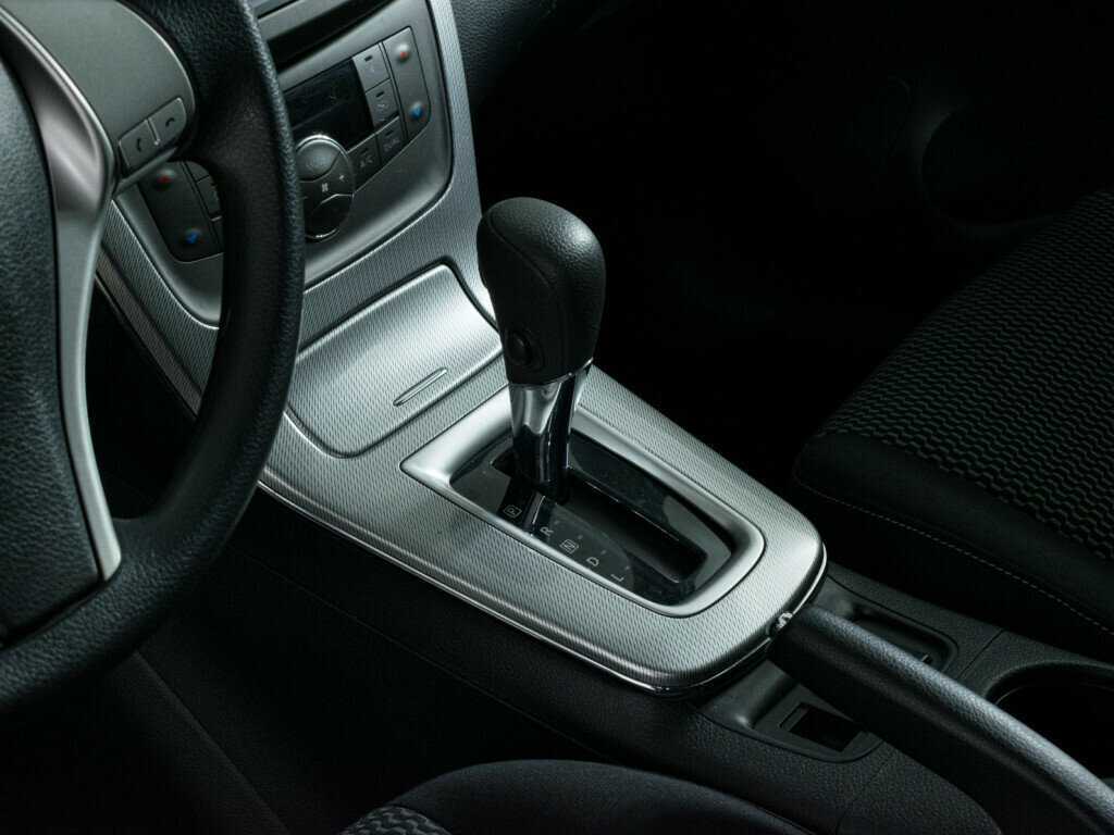 Nissan Tiida б/у, 2015, Вариатор. Фото: #12