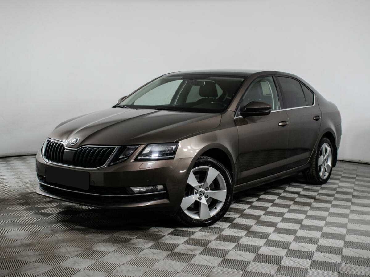 Skoda Octavia б/у, 2018, Роботизированная. Посмотреть фото