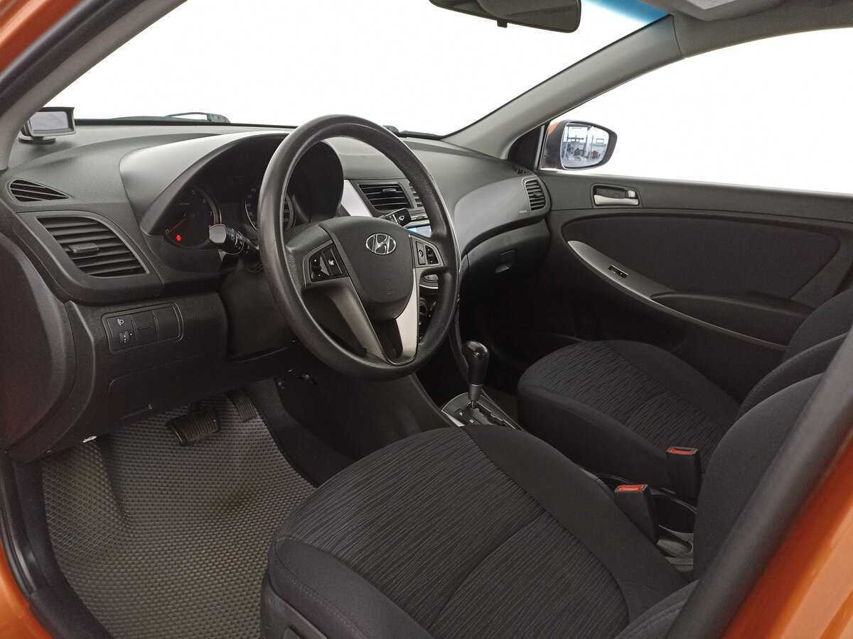 Hyundai Solaris б/у, 2016, Автоматическая. Фото: #12