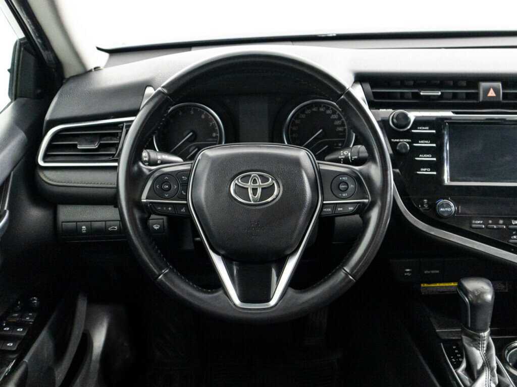 Toyota Camry б/у, 2018, Автоматическая. Фото: #17