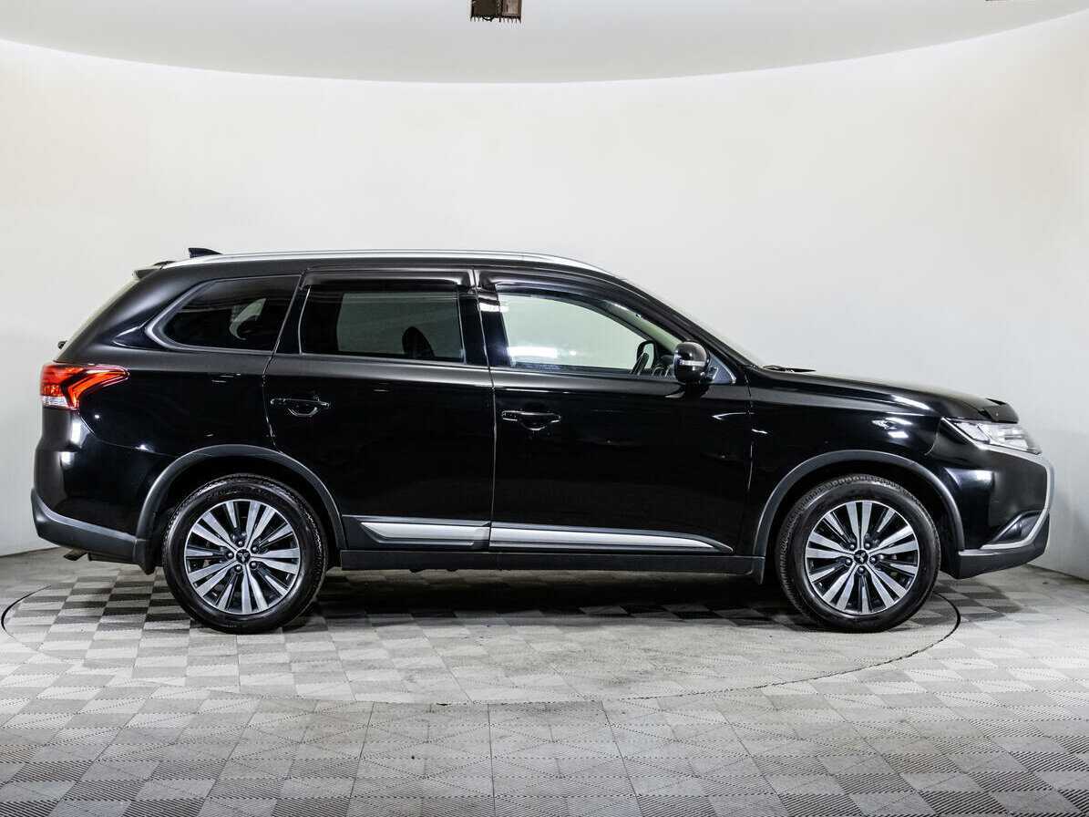Mitsubishi Outlander б/у, 2019, Вариатор. Фото: #3