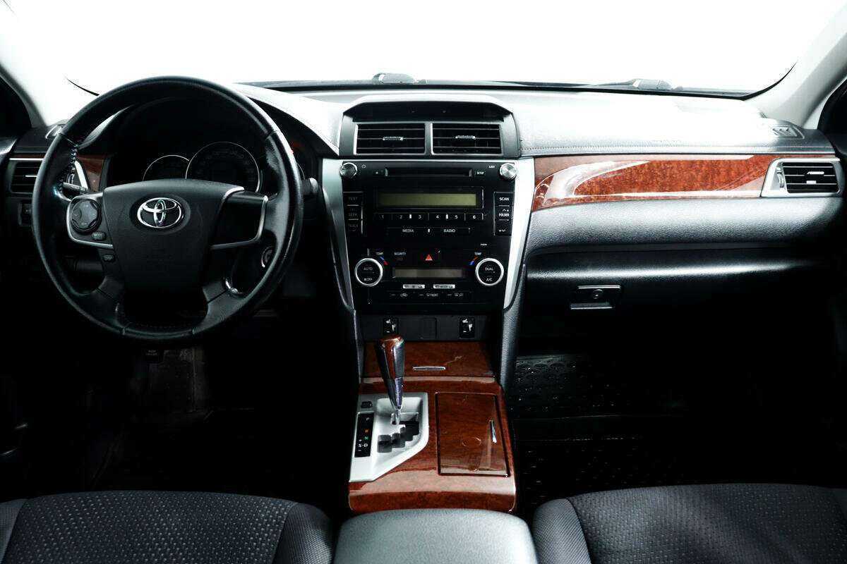 Toyota Camry б/у, 2012, Автоматическая. Фото: #10