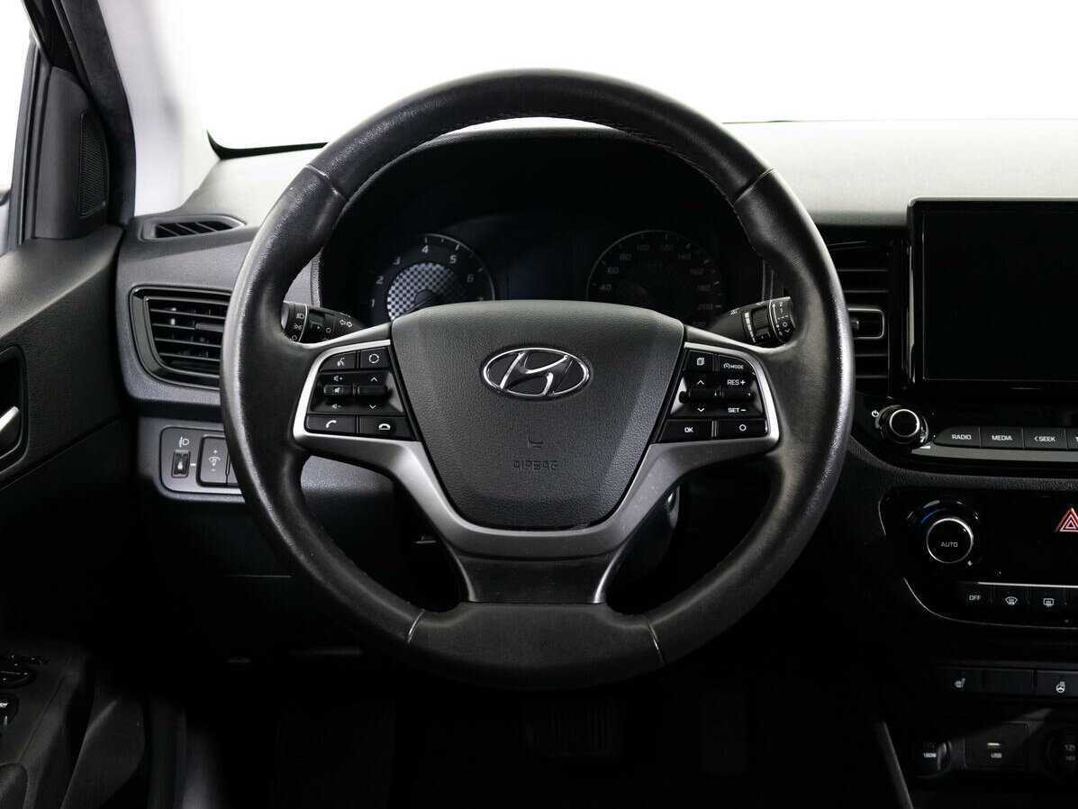 Hyundai Solaris б/у, 2020, Автоматическая. Фото: #11