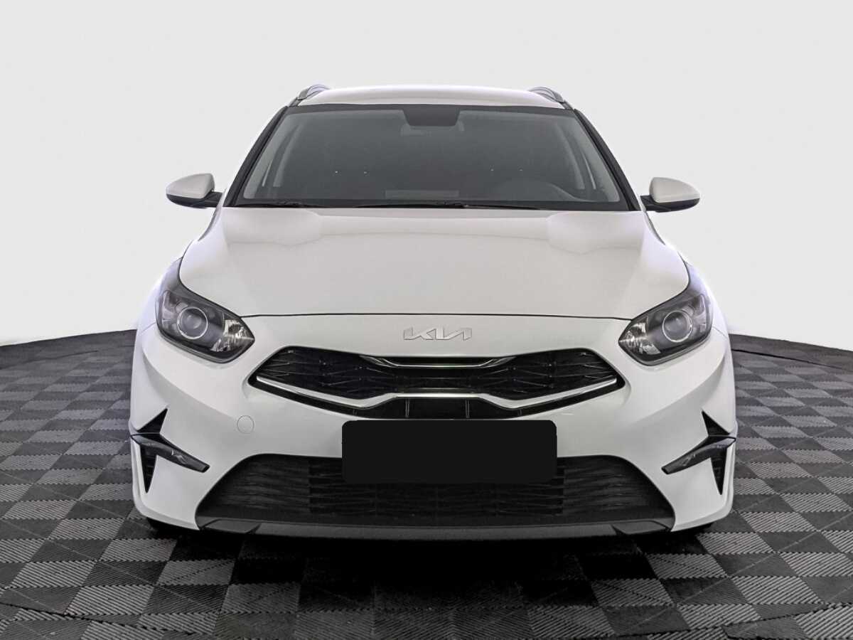 Kia Ceed б/у, 2022, Автоматическая. Фото: #1