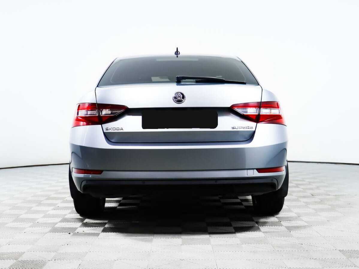 Skoda Superb б/у, 2017, Роботизированная. Фото: #4