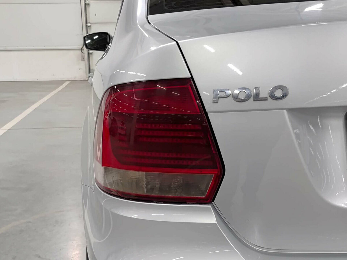Volkswagen Polo б/у, 2015, Автоматическая. Фото: #8