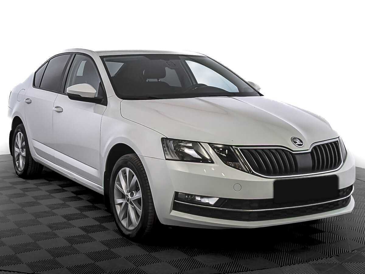 Skoda Octavia б/у, 2018, Автоматическая. Фото: #2