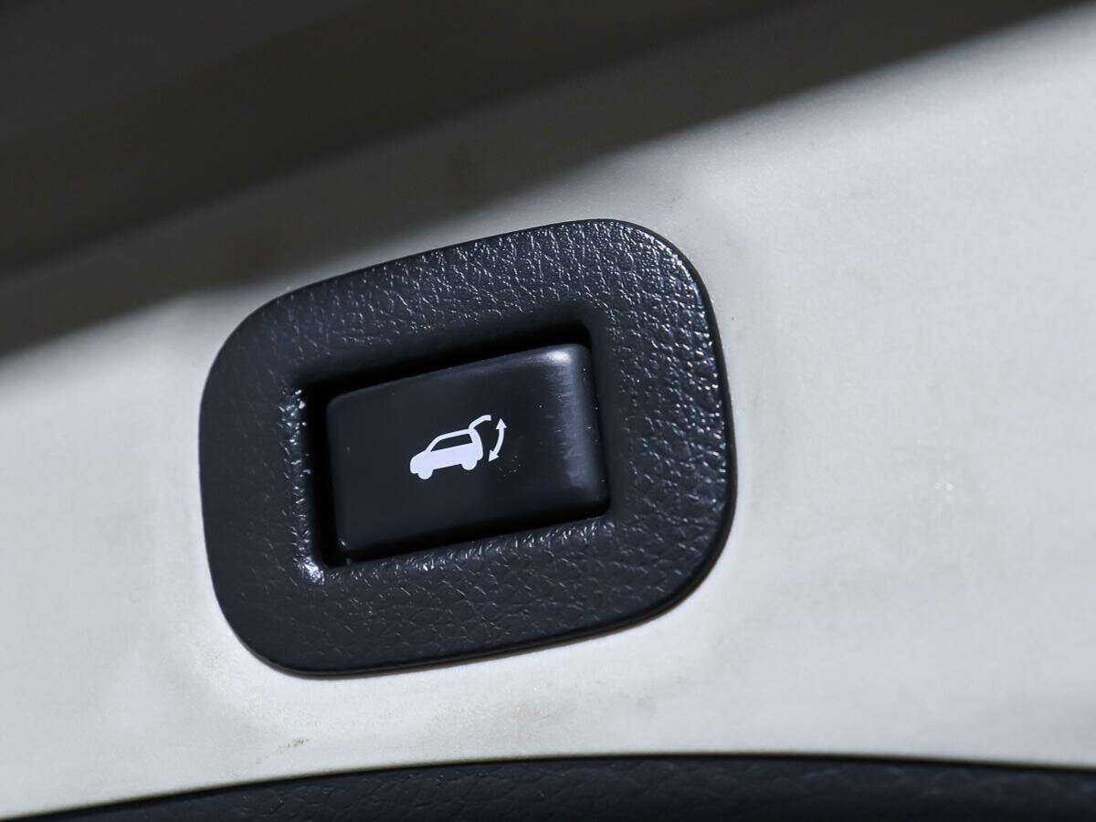 Nissan X-Trail б/у, 2015, Вариатор. Фото: #16