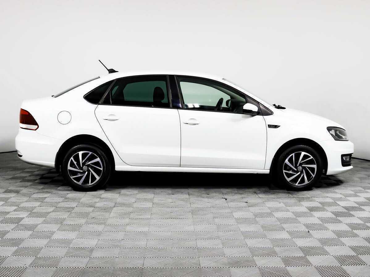Volkswagen Polo б/у, 2019, Механическая. Фото: #3