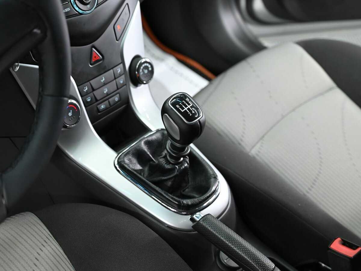 Chevrolet Cruze б/у, 2013, Механическая. Фото: #9