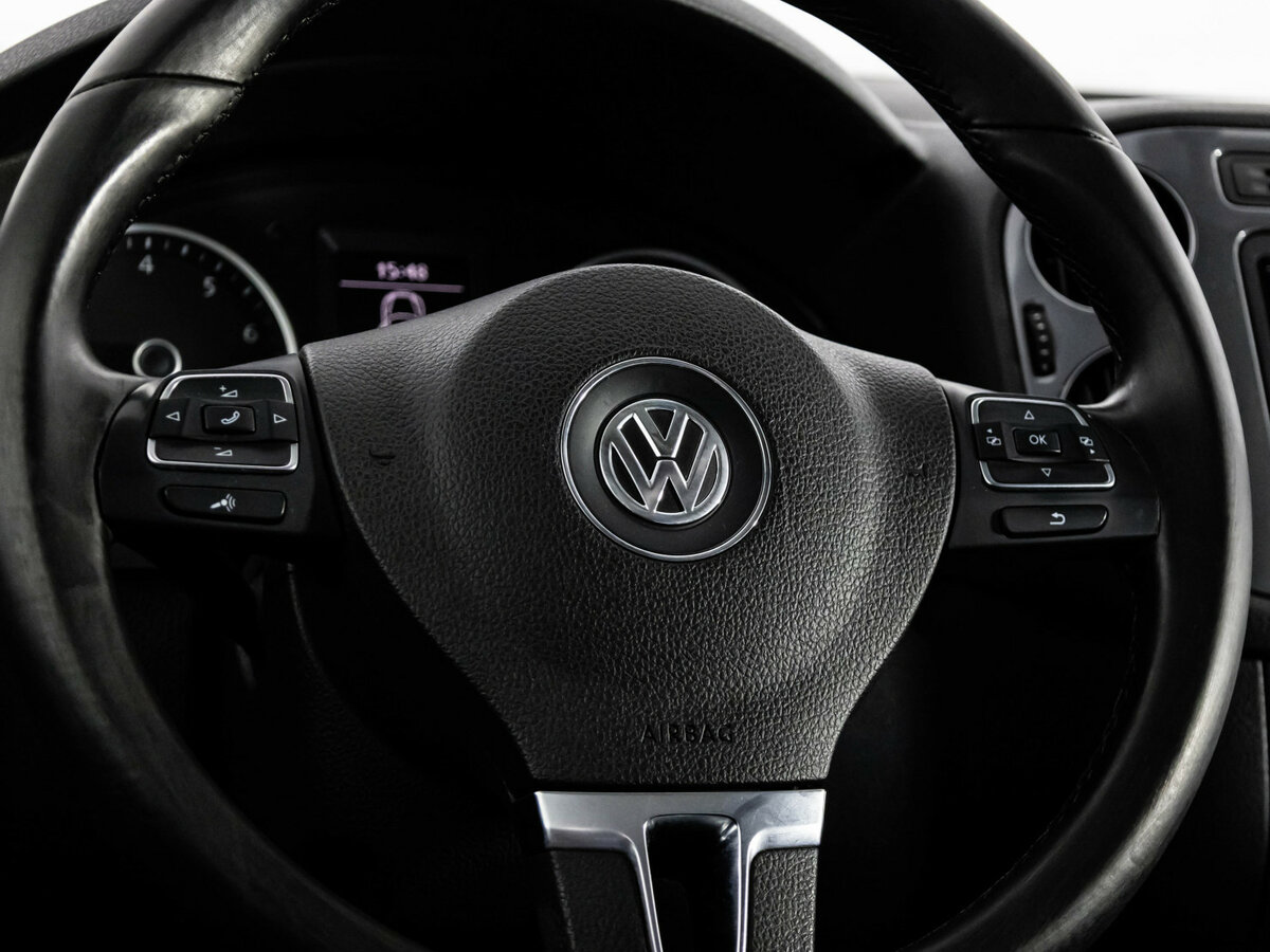 Volkswagen Tiguan б/у, 2014, Автоматическая. Фото: #11