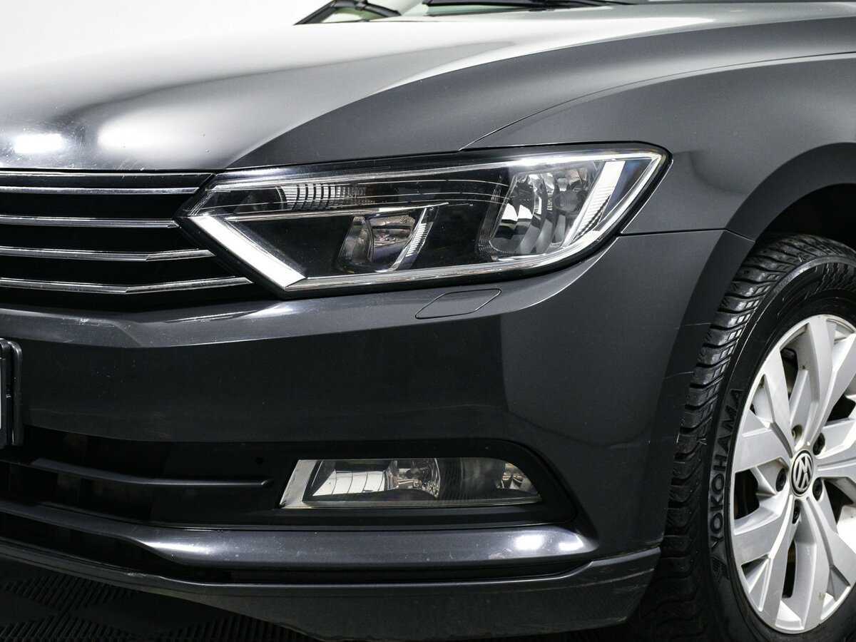 Volkswagen Passat б/у, 2017, Роботизированная. Фото: #9