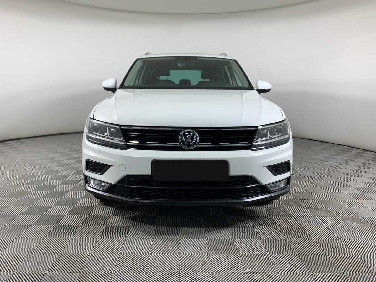 Volkswagen Tiguan б/у, 2017, Роботизированная. Фото: #1