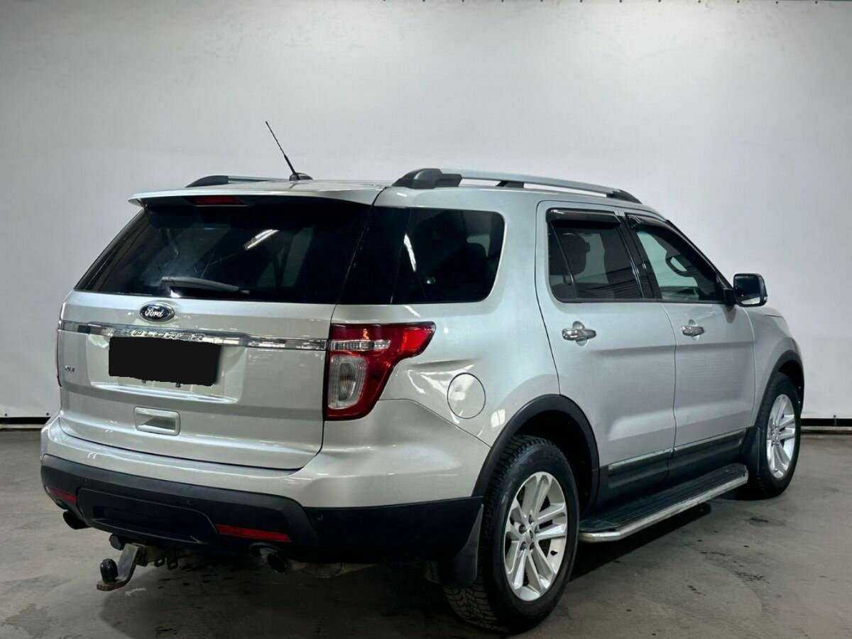 Ford Explorer б/у, 2013, Автоматическая. Фото: #4