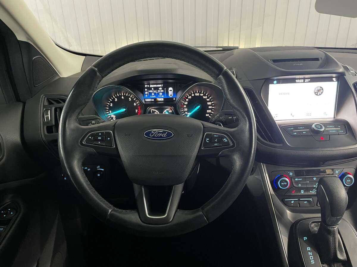 Ford Kuga б/у, 2017, Автоматическая. Фото: #9