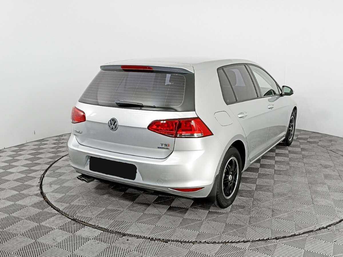 Volkswagen Golf б/у, 2013, Механическая. Фото: #4