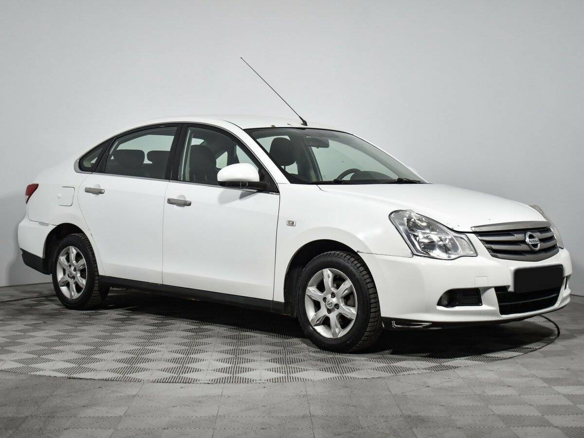 Nissan Almera б/у, 2013, Автоматическая. Фото: #2