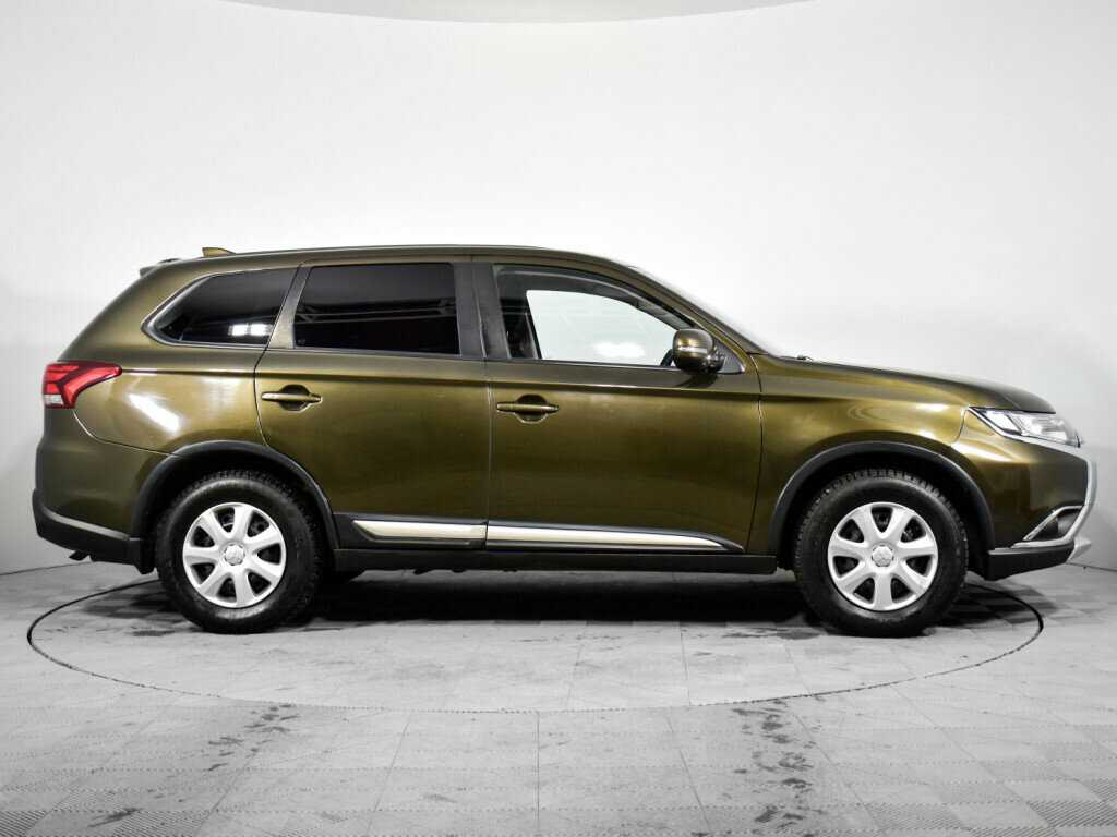 Mitsubishi Outlander б/у, 2017, Вариатор. Фото: #3