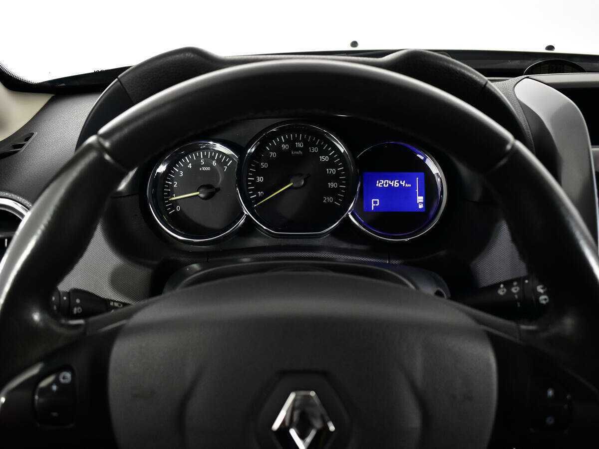 Renault Duster б/у, 2016, Автоматическая. Фото: #10