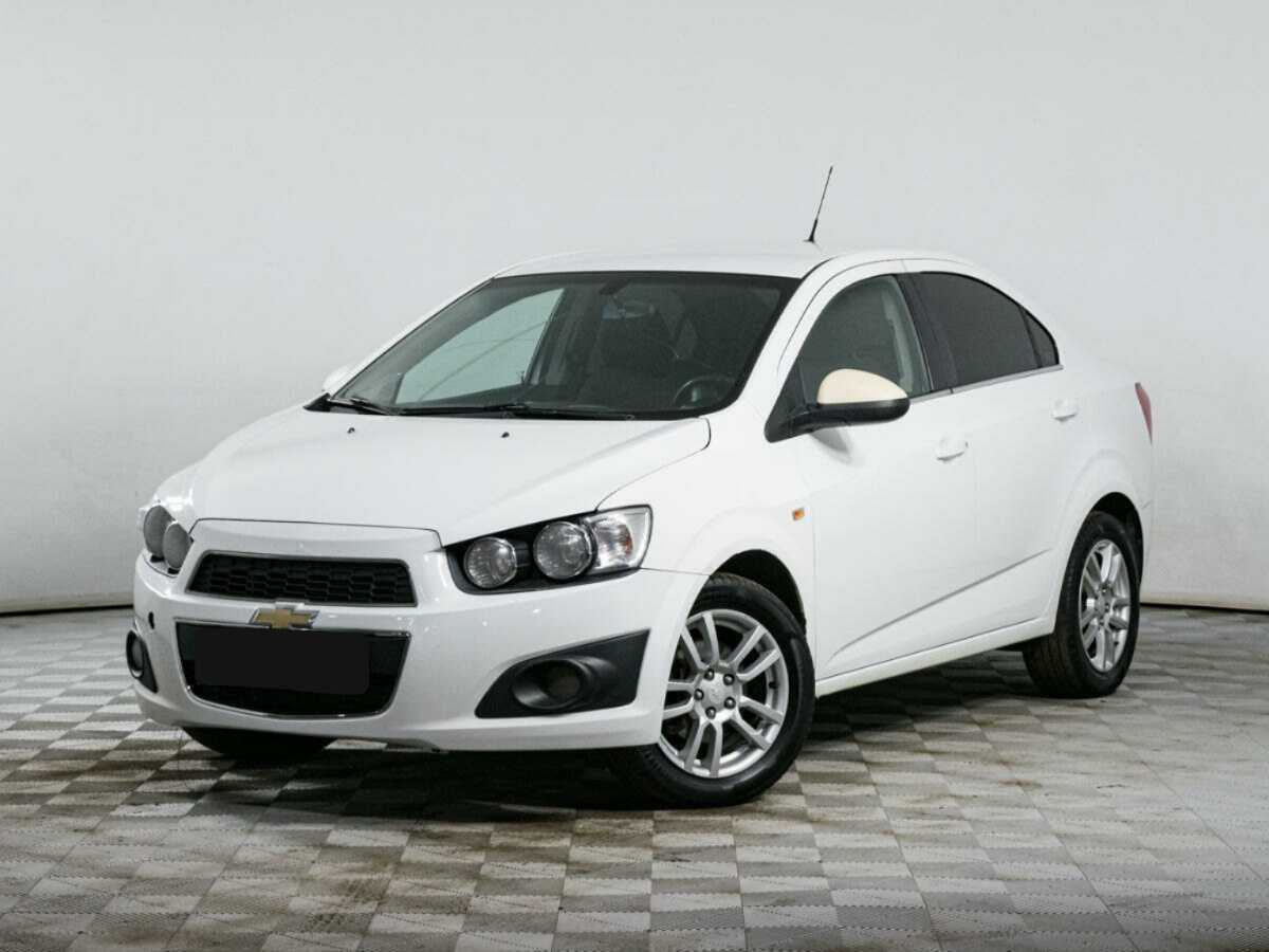 Chevrolet Aveo б/у, 2013, Механическая. Посмотреть фото