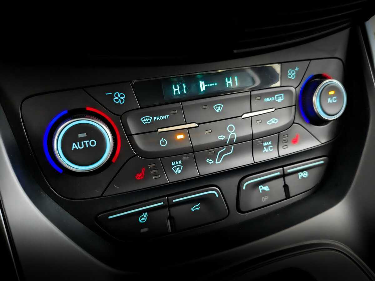 Ford Kuga б/у, 2017, Автоматическая. Фото: #22