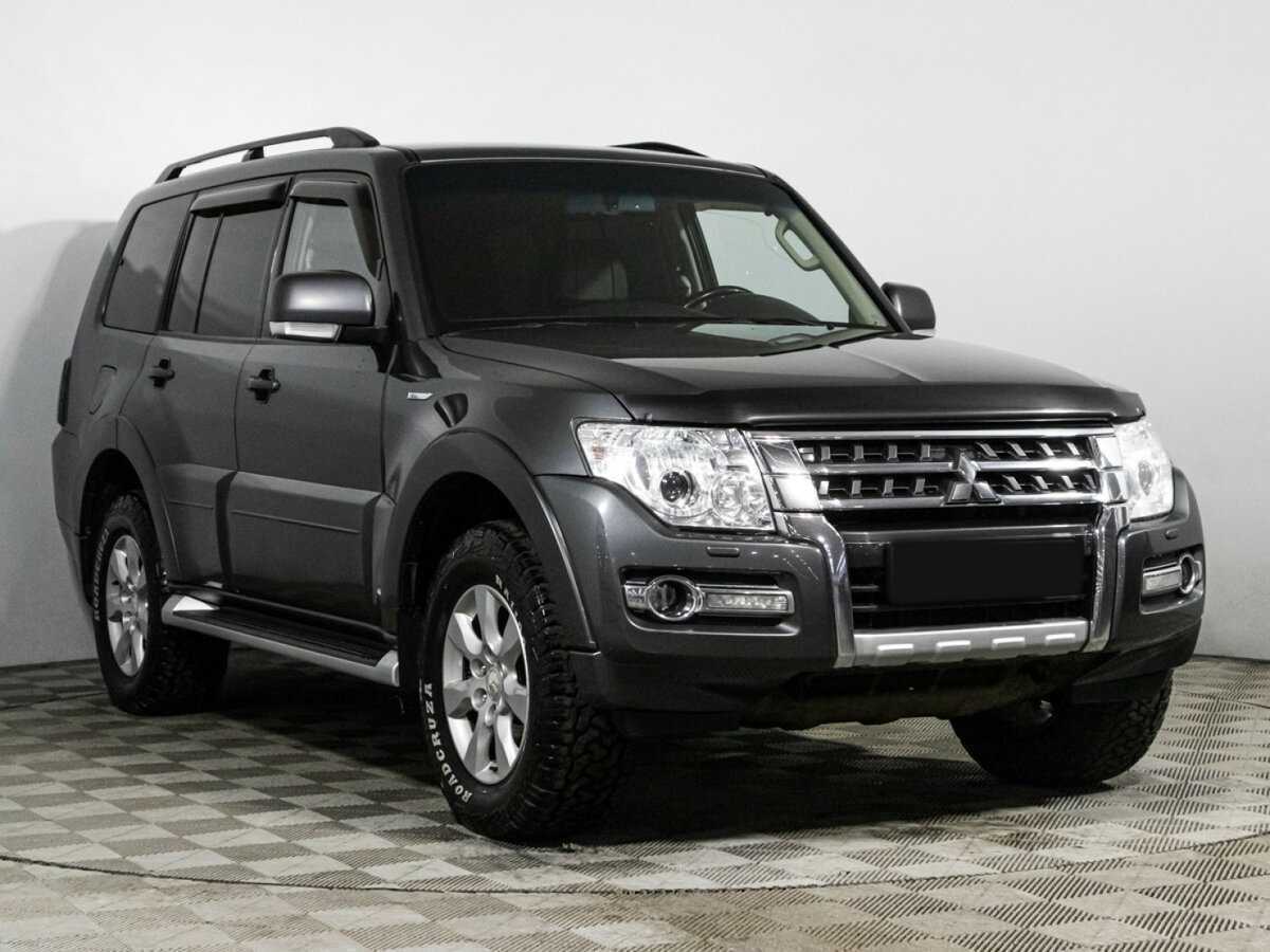 Mitsubishi Pajero б/у, 2014, Автоматическая. Фото: #2