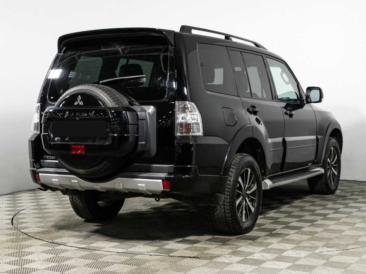 Mitsubishi Pajero б/у, 2012, Автоматическая. Фото: #3