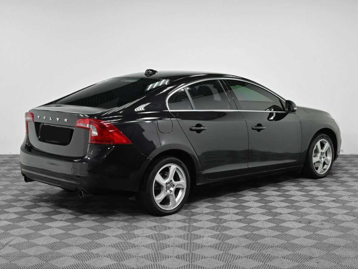 Volvo S60 б/у, 2013, Автоматическая. Фото: #1