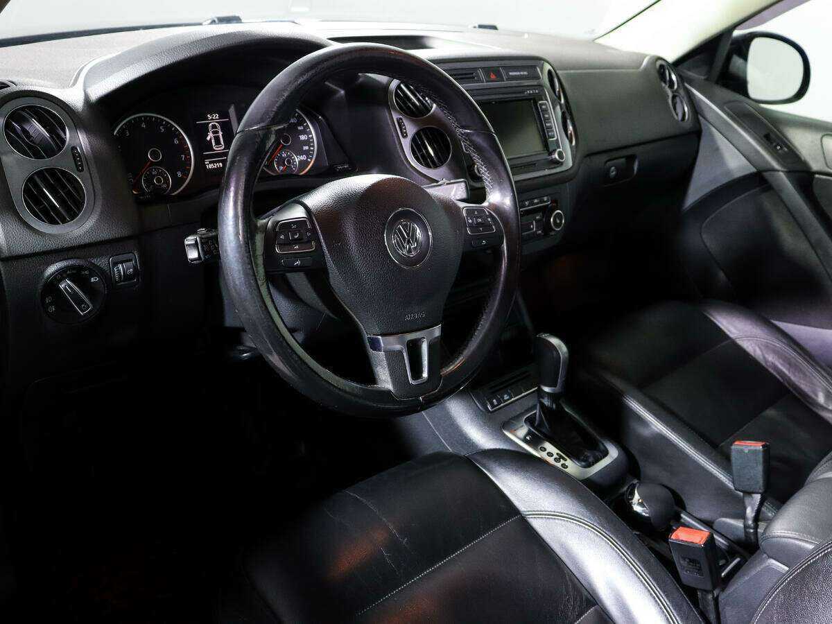 Volkswagen Tiguan б/у, 2012, Автоматическая. Фото: #10