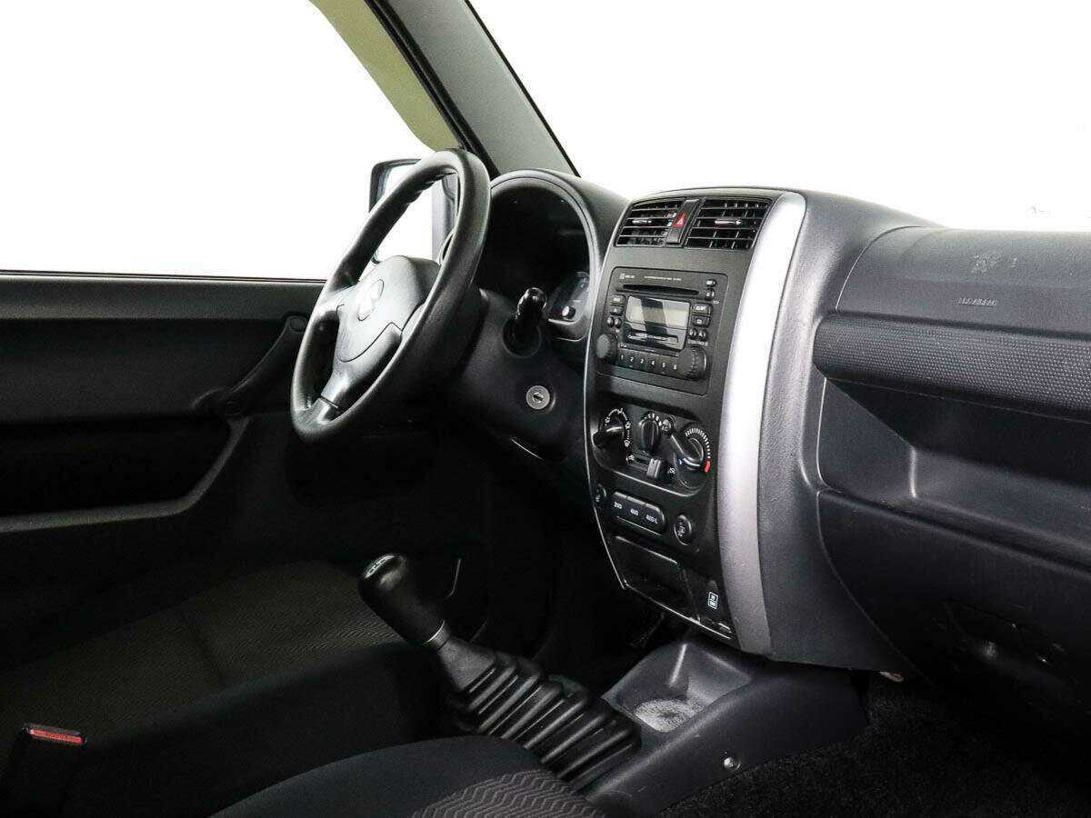 Suzuki Jimny б/у, 2013, Механическая. Фото: #6