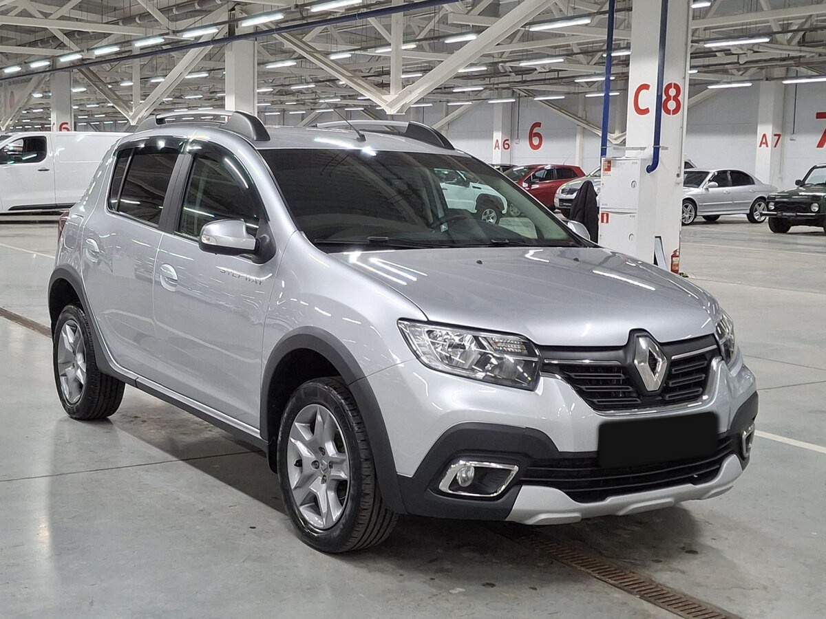 Renault Sandero б/у, 2021, Механическая. Фото: #2
