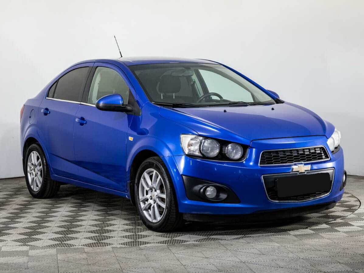 Chevrolet Aveo б/у, 2012, Механическая. Фото: #2