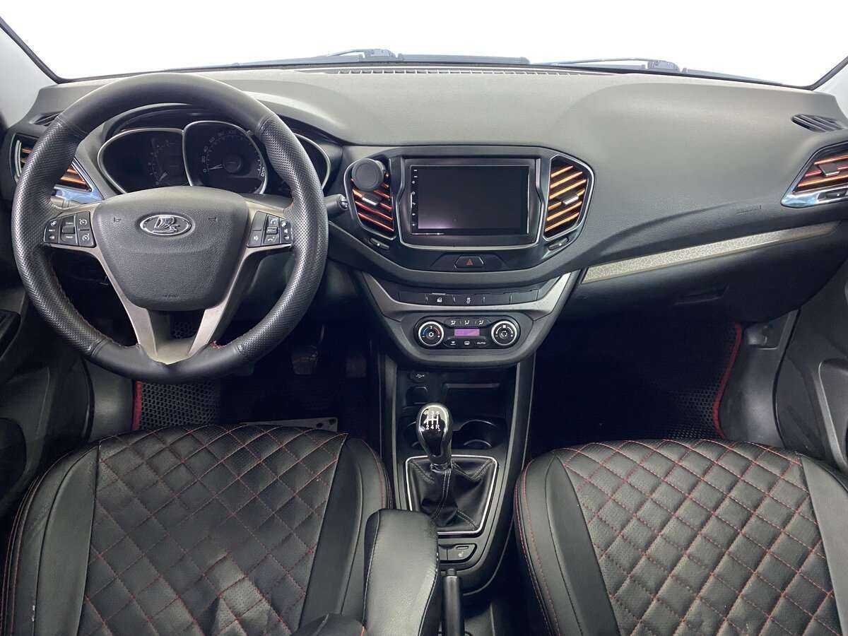 Lada (ВАЗ) Vesta б/у, 2017, Механическая. Фото: #10