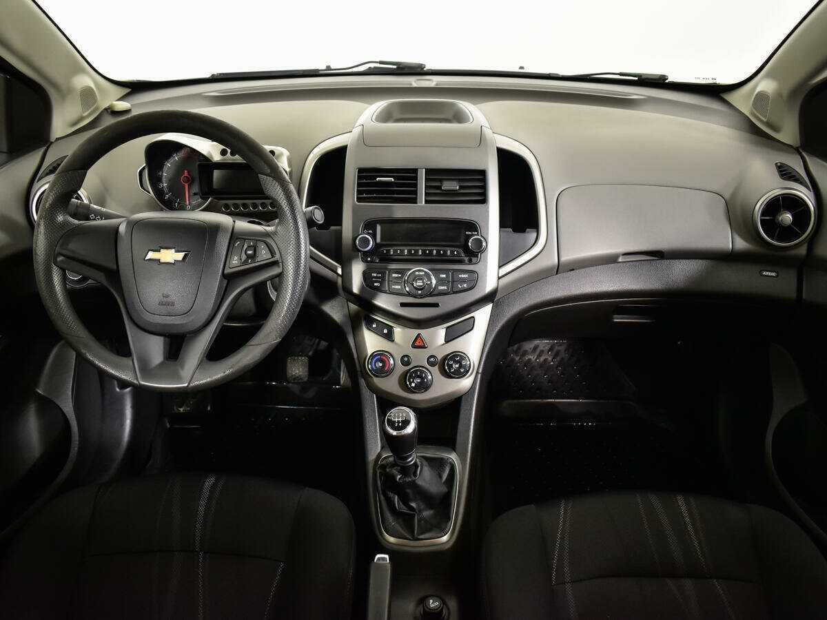 Chevrolet Aveo б/у, 2012, Механическая. Фото: #11
