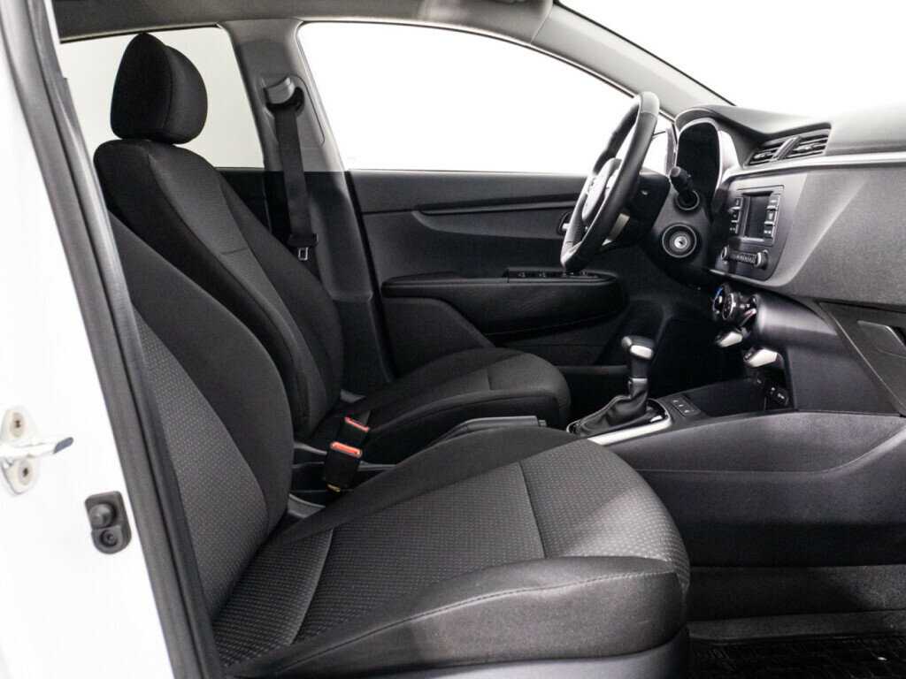 Kia Rio б/у, 2022, Автоматическая. Фото: #16