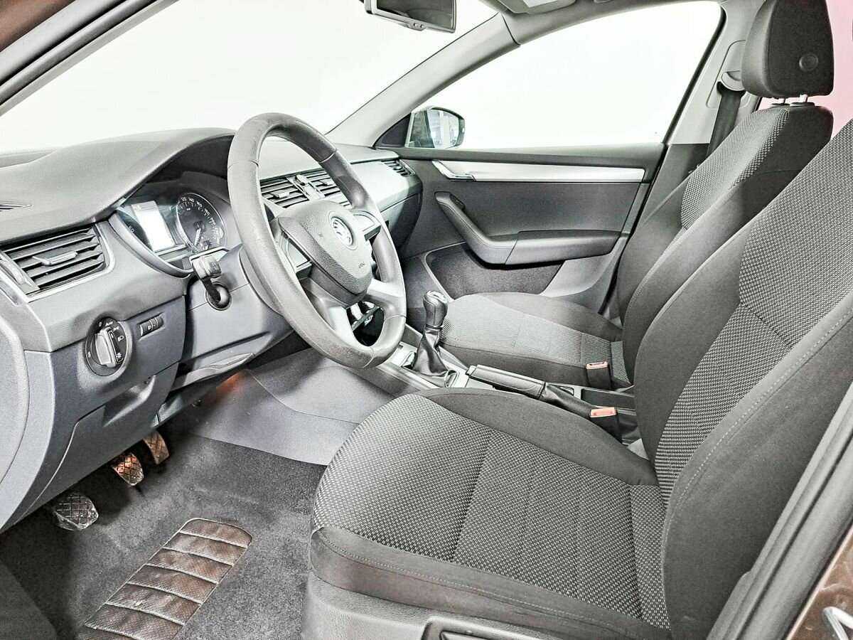 Skoda Octavia б/у, 2014, Механическая. Фото: #12