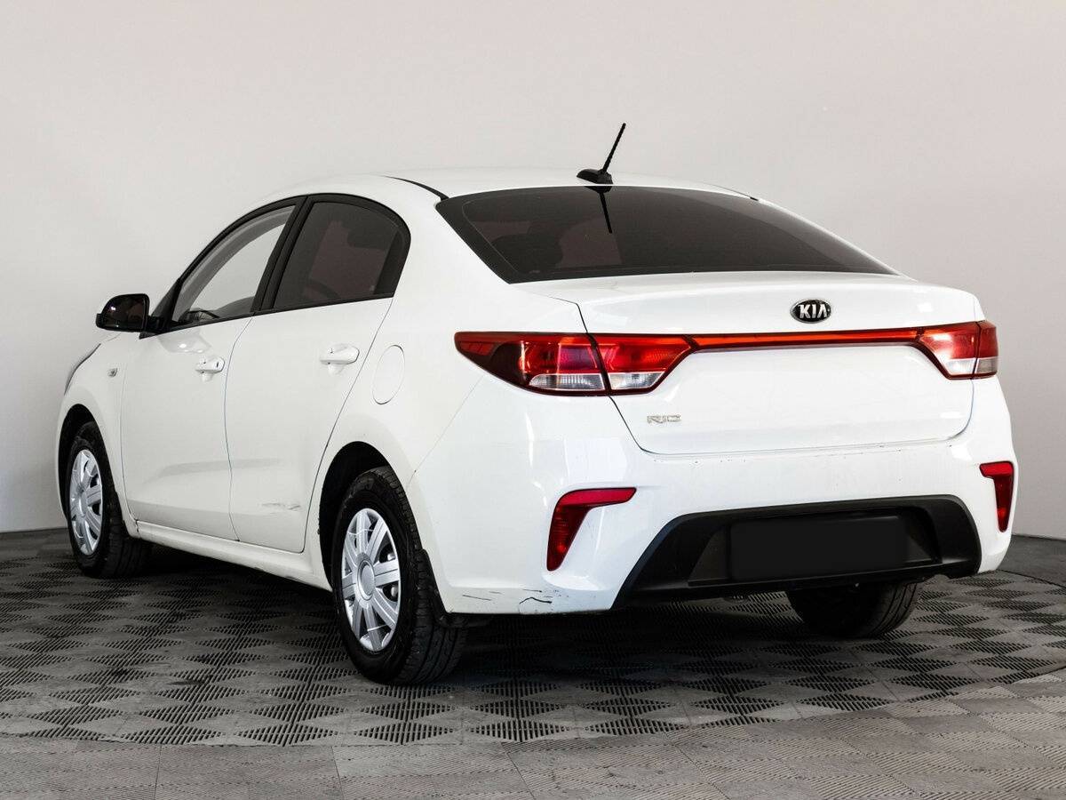 Kia Rio б/у, 2017, Автоматическая. Фото: #5