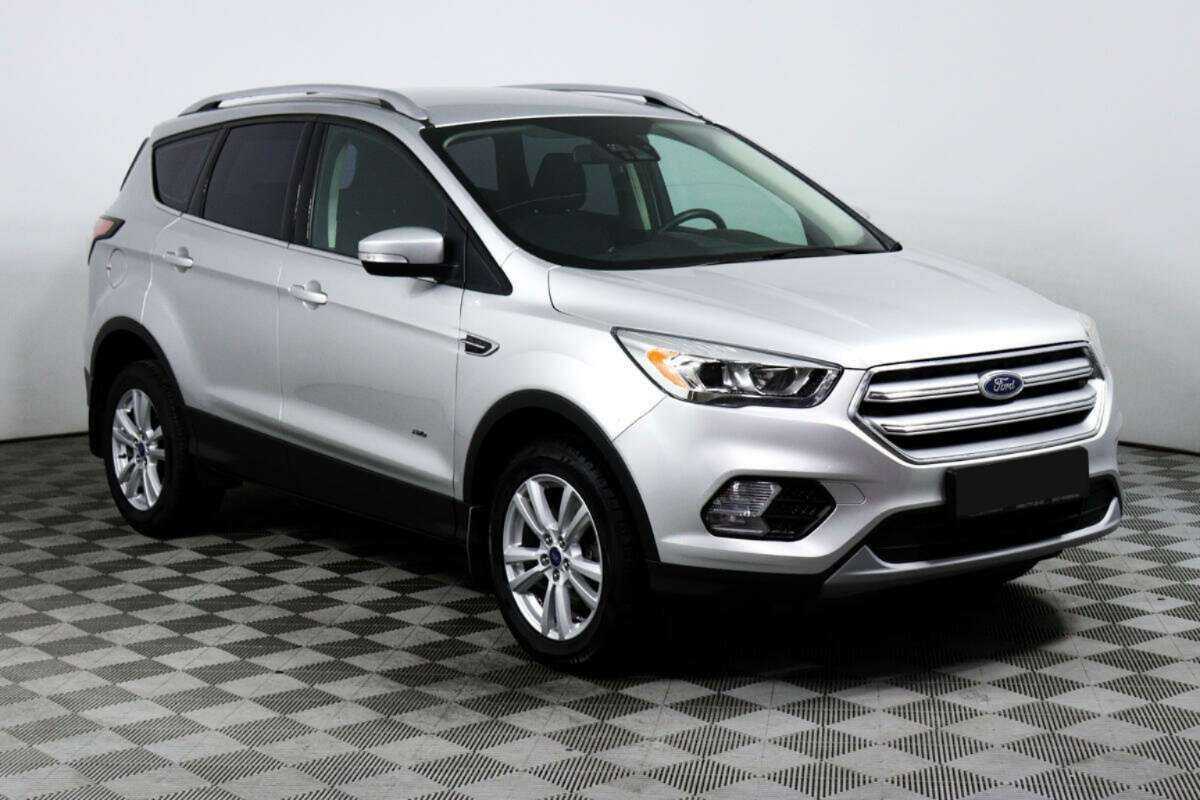 Ford Kuga б/у, 2017, Автоматическая. Фото: #2