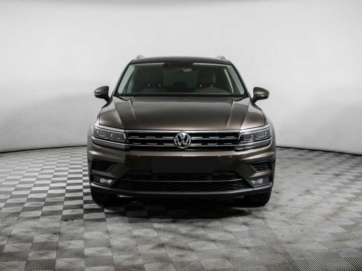 Volkswagen Tiguan б/у, 2018, Роботизированная. Фото: #1