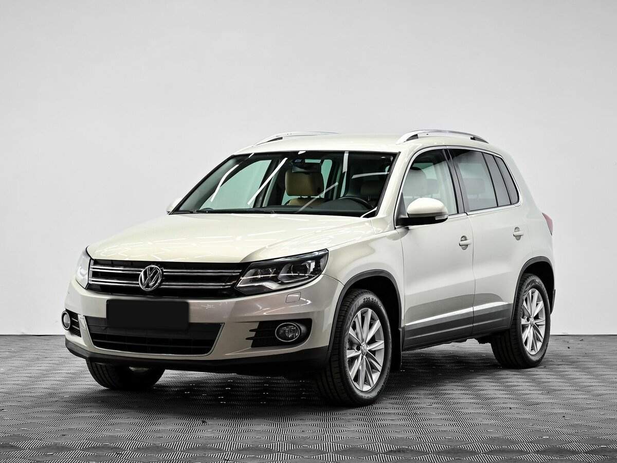 Volkswagen Tiguan б/у, 2012, Автоматическая. Фото: #0