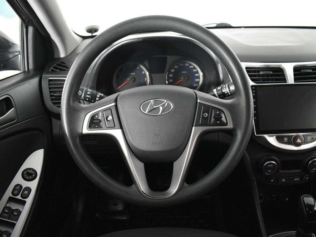 Hyundai Solaris б/у, 2016, Автоматическая. Фото: #9