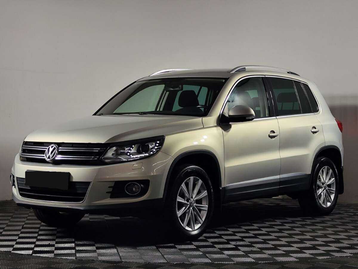 Volkswagen Tiguan б/у, 2012, Автоматическая. Фото: #0